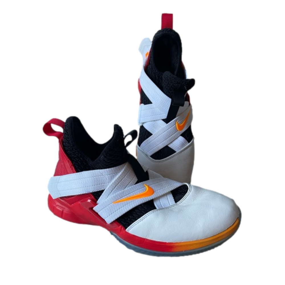 Kids Nike Lebron Soldier Shoes Size 6.5 Y